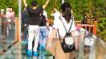 国产户外极限露出视频,国产户外视频中的惊险瞬间