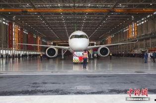 国产大飞机开箱视频播放,匠心独运，翱翔蓝天